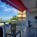Apartment In Front Of Arrabassada Beach